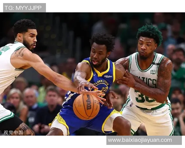 深圳篮球队与重庆篮球队赛后复盘团队协作的成功与不足分析